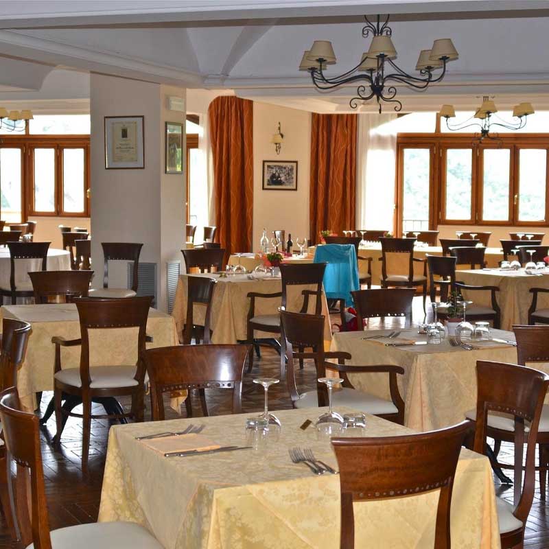Ambientazione illustrativa della cucina lucana di Al Becco della Civetta